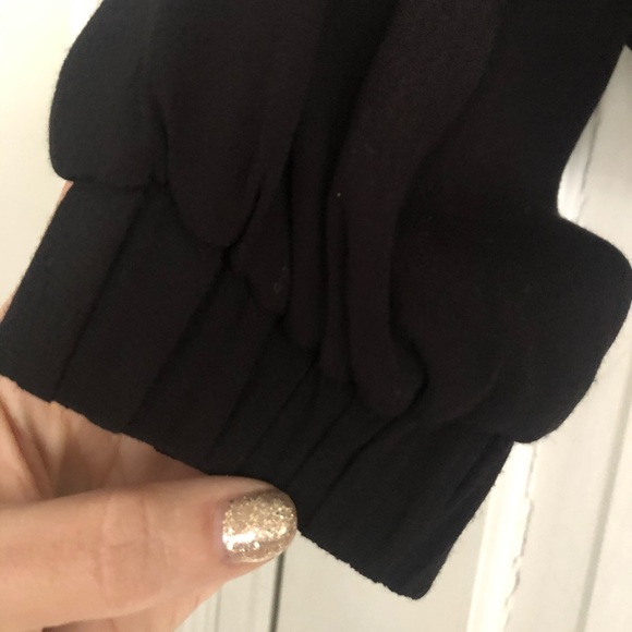 Otis & Maclain off the shoulder top - Picture 4 of 5